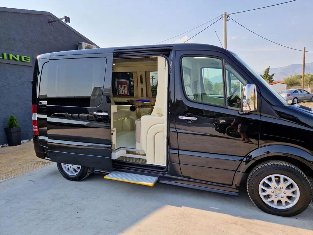 Michail Varsamis VIP Group — security detail